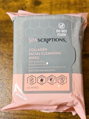 SpaScriptions Collagen Facial Cleansing Wipes. Pack of 3